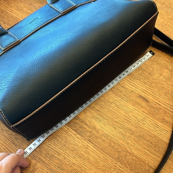 Roots Bag Purse with Dust Bag - Picture 11 of 15